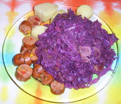 [red cabbage, sausage]