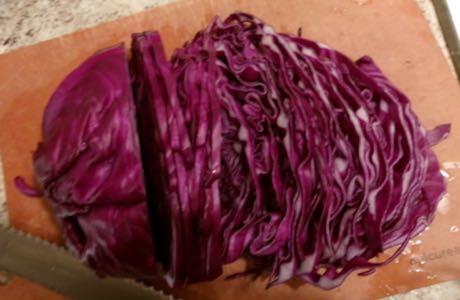 [cutting red cabbage]
