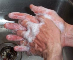 [washing hands]